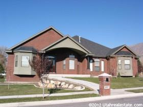 197 Canyon Breeze Dr, Centerville, UT 84014