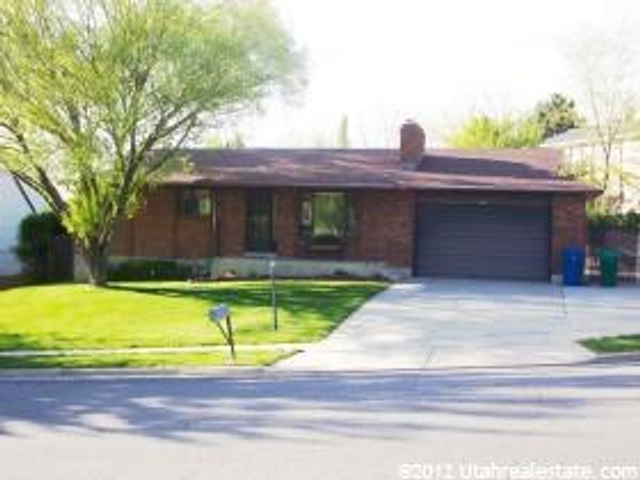 1105 Cedar Ridge Rd, Sandy, UT 84094