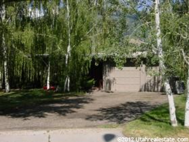4898 Sunset Ln, Ogden, UT 84403