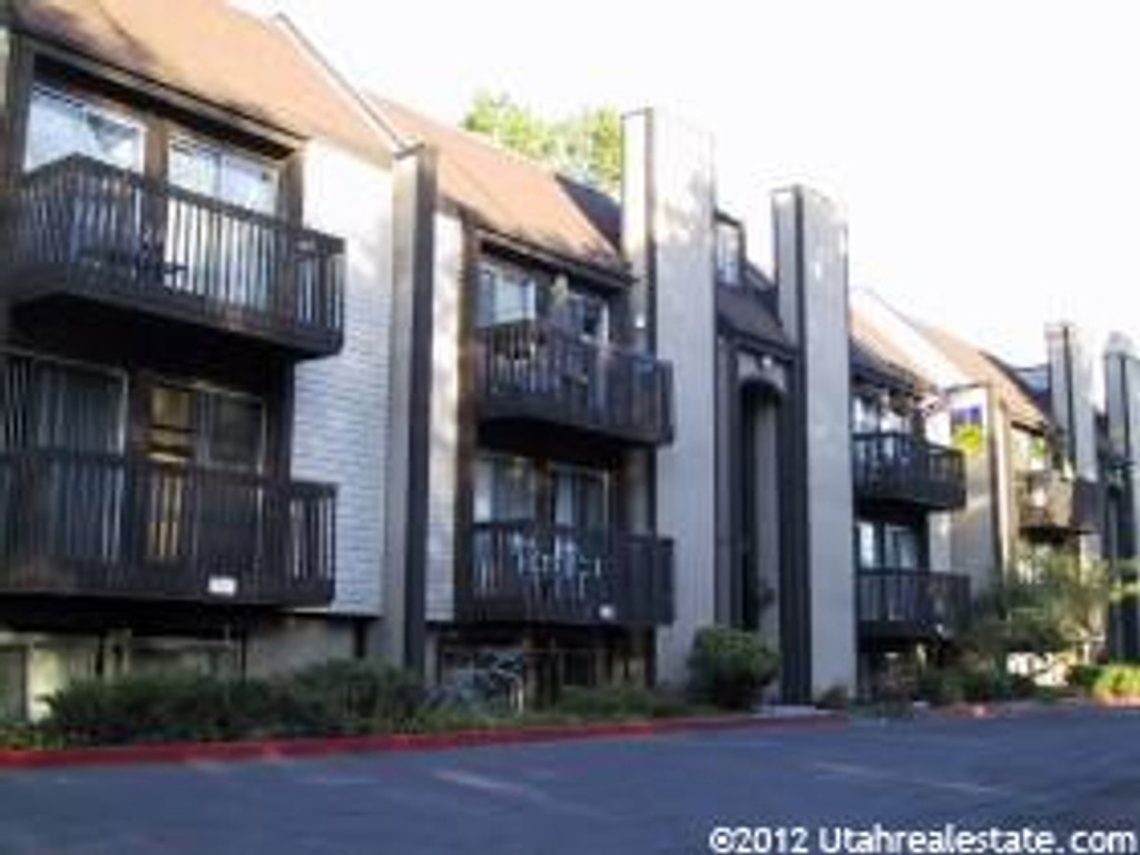 5324 S 570 E #H, Murray, UT 84107