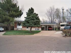 19 Payne Cir, Layton, UT 84041