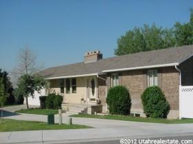 236 E Cascade Park, Sandy, UT 84070