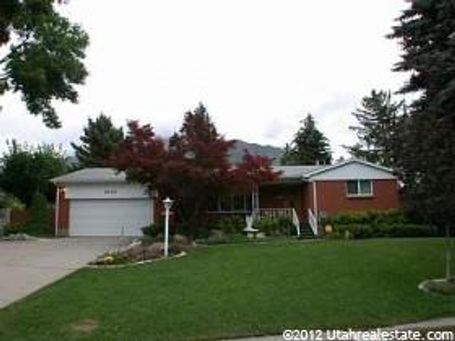 2646 E Glenna Dr S, Holladay, UT 84124