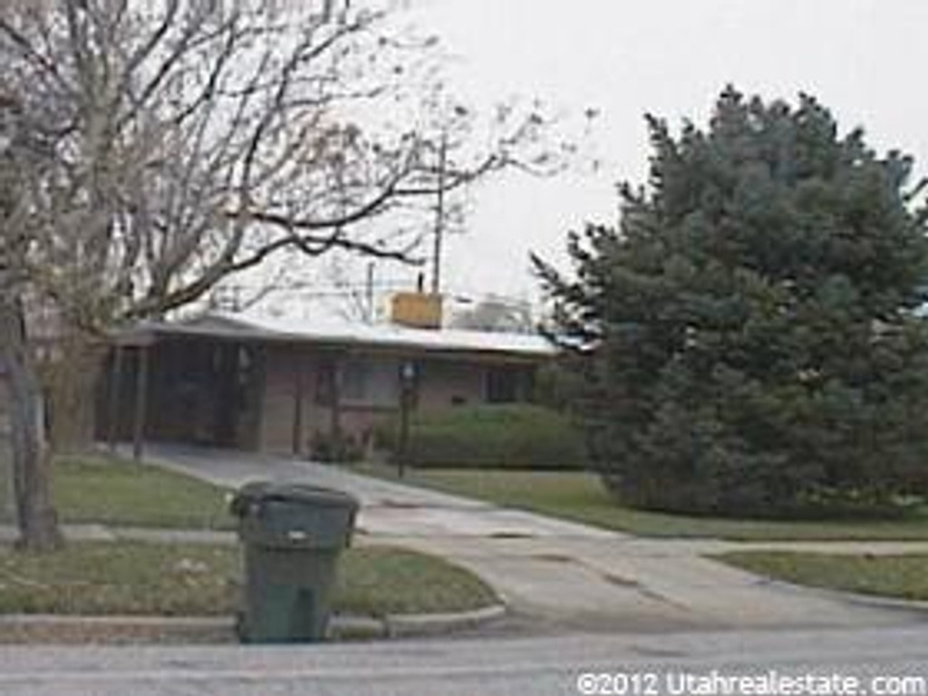 867 N Monroe Blvd, Ogden, UT 84404