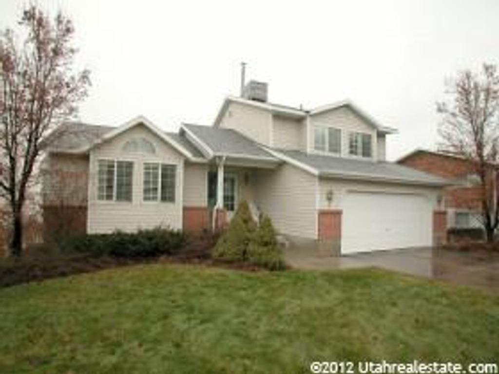 163 N Valley View Dr E, North Salt Lake, UT 84054