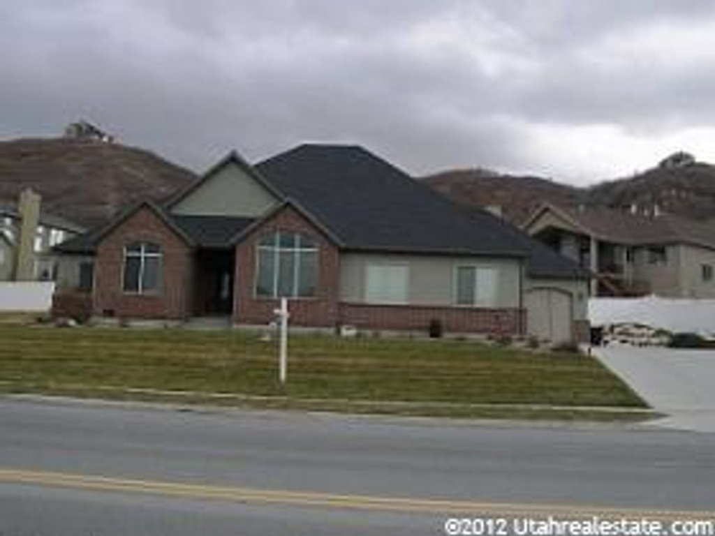 4391 S Bountiful Blvd E, Bountiful, UT 84010