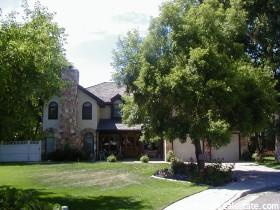 1058 E Birchbrook Cir, Midvale, UT 84047