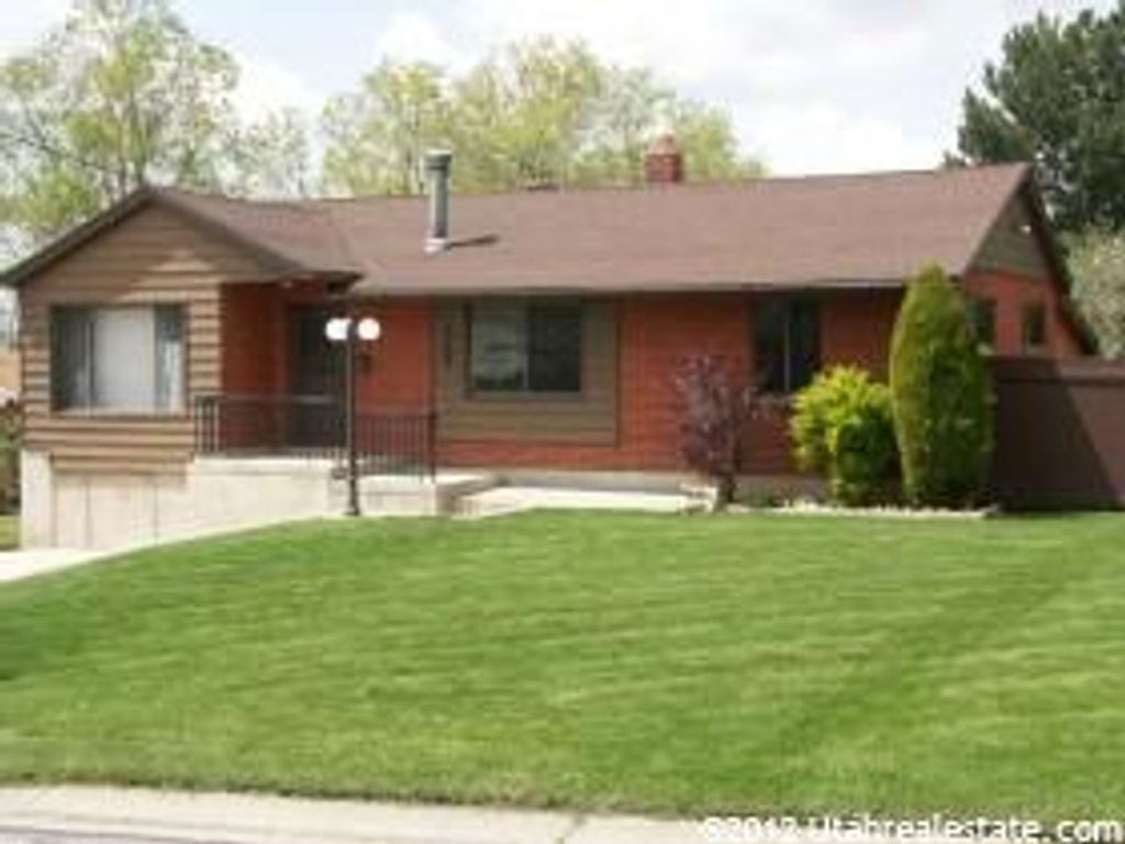 225 Donna Ave, Ogden, UT 84404