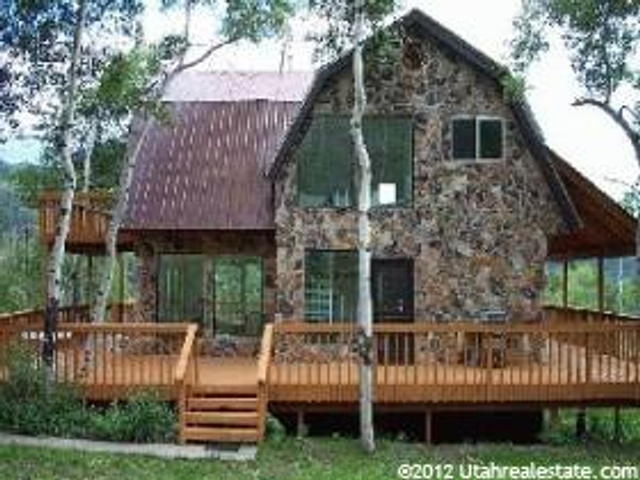 25 Carson Ln, Oakley, UT 84055
