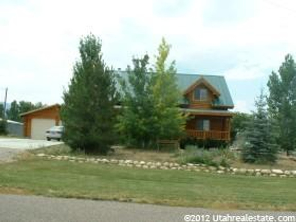 465 W 300 S, Mt Pleasant, UT 84647