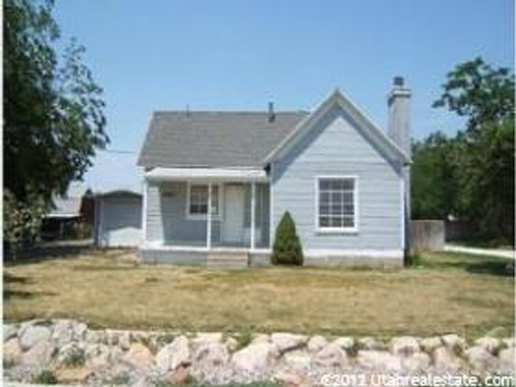 3160 W 6000 S, Roy, UT 84067