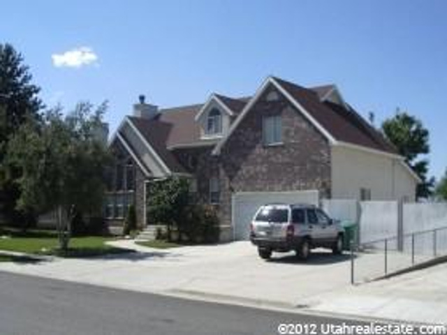 11466 S Cherry Hill Dr E, Sandy, UT 84094