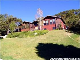 8 Mountain Wood Ln, Sandy, UT 84092