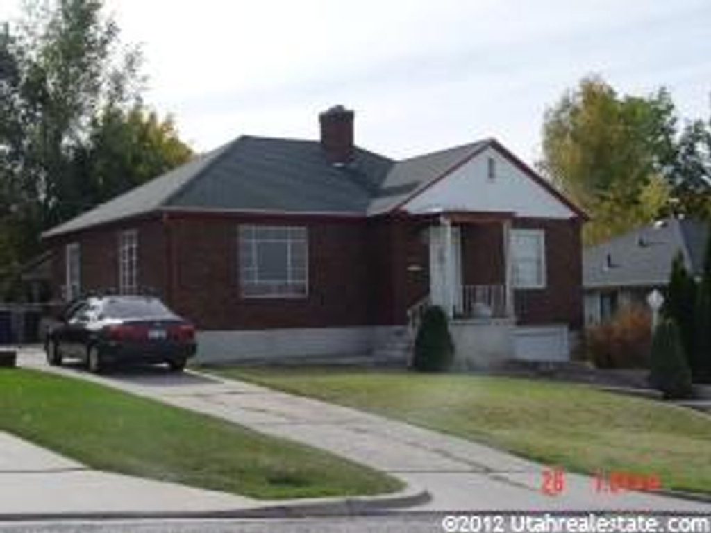 1351 Kershaw St, Ogden, UT 84403
