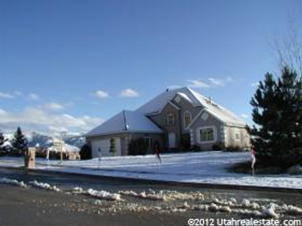 107 W 4300 N, Pleasant View, UT 84414