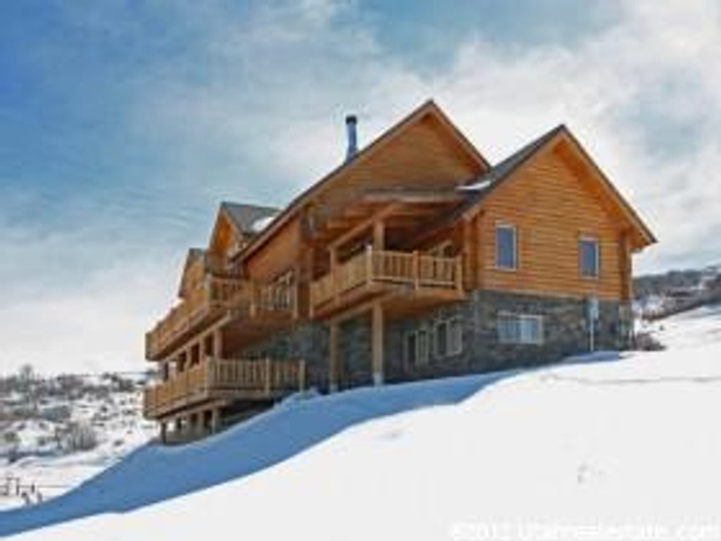 6704 E 1100 S, Huntsville, UT 84317