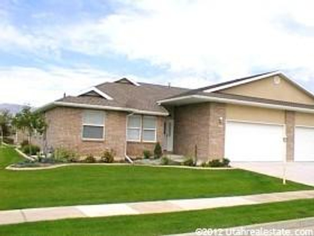 575 W 2350 S, Perry, UT 84302