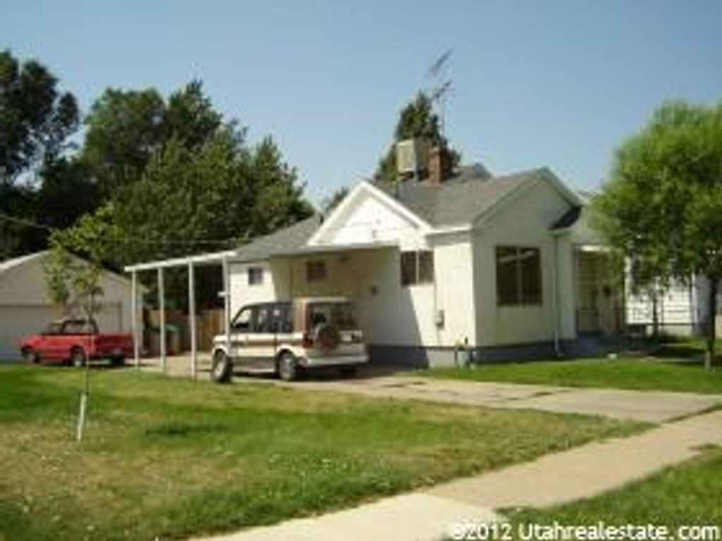 643 16th St, Ogden, UT 84404