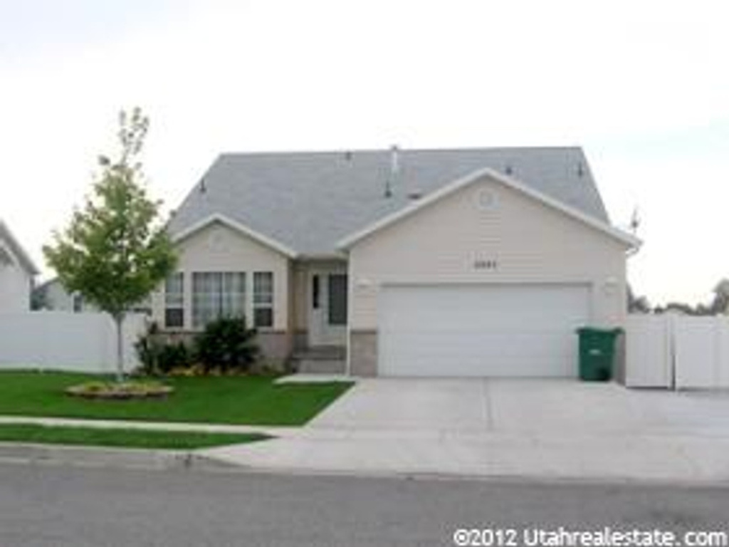 4045 S 2675 W, Roy, UT 84067