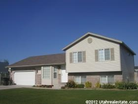 1943 N 2405 W, Clinton