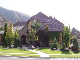 2766 Danville Dr, Sandy