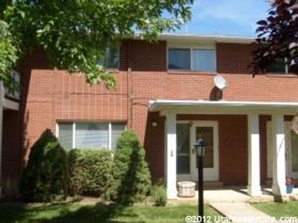 877 E 5550 S, South Ogden, UT 84405