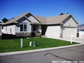 1606 Seneca Dr, Roy, UT 84067