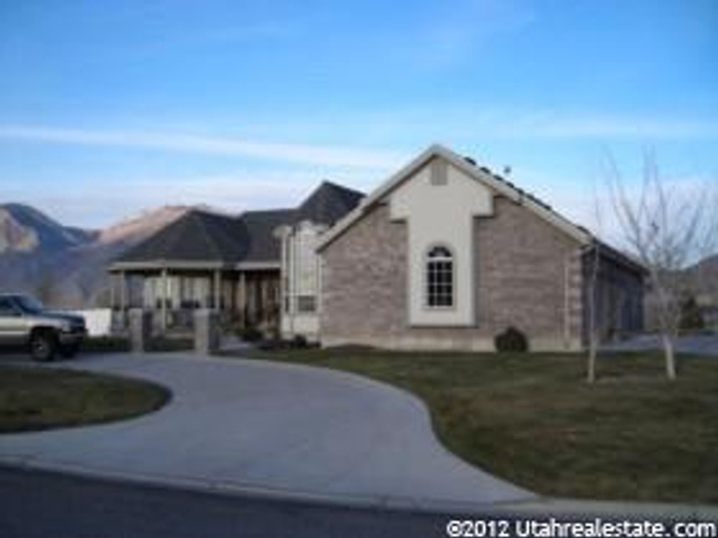 1056 W Park Meadows Dr, Mapleton, UT 84664