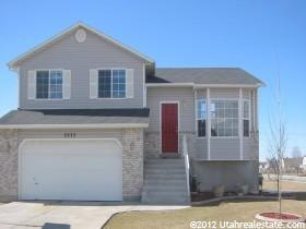 2223 N 2930 W, Clinton
