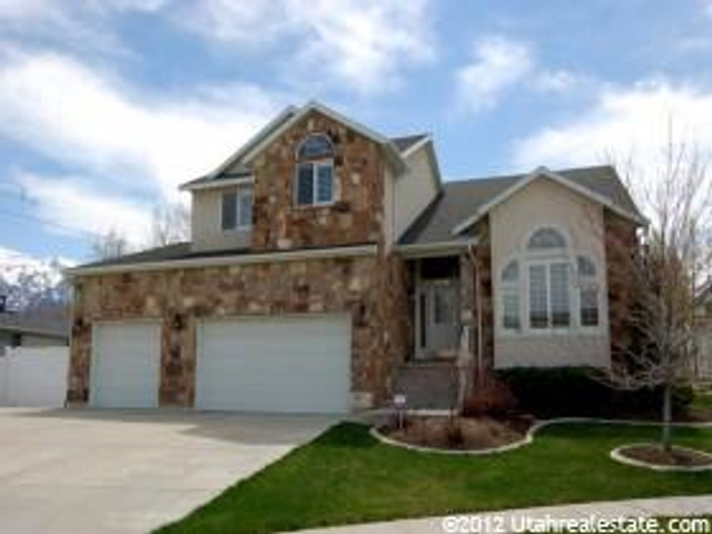 2088 E Sample Cv, Sandy, UT 84093