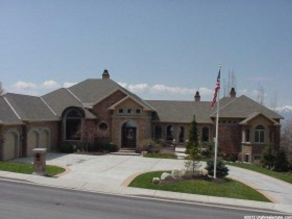 11268 Eagle View Dr, Sandy, UT 84092
