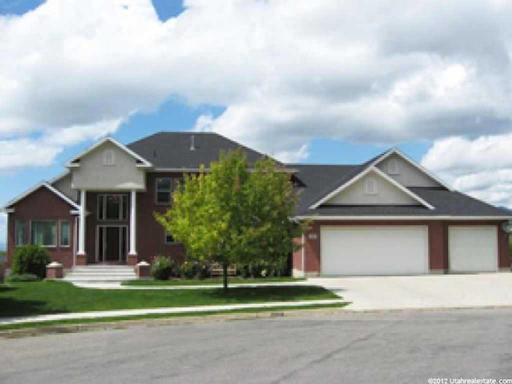 307 S Sage Cir E, Logan, UT 84321