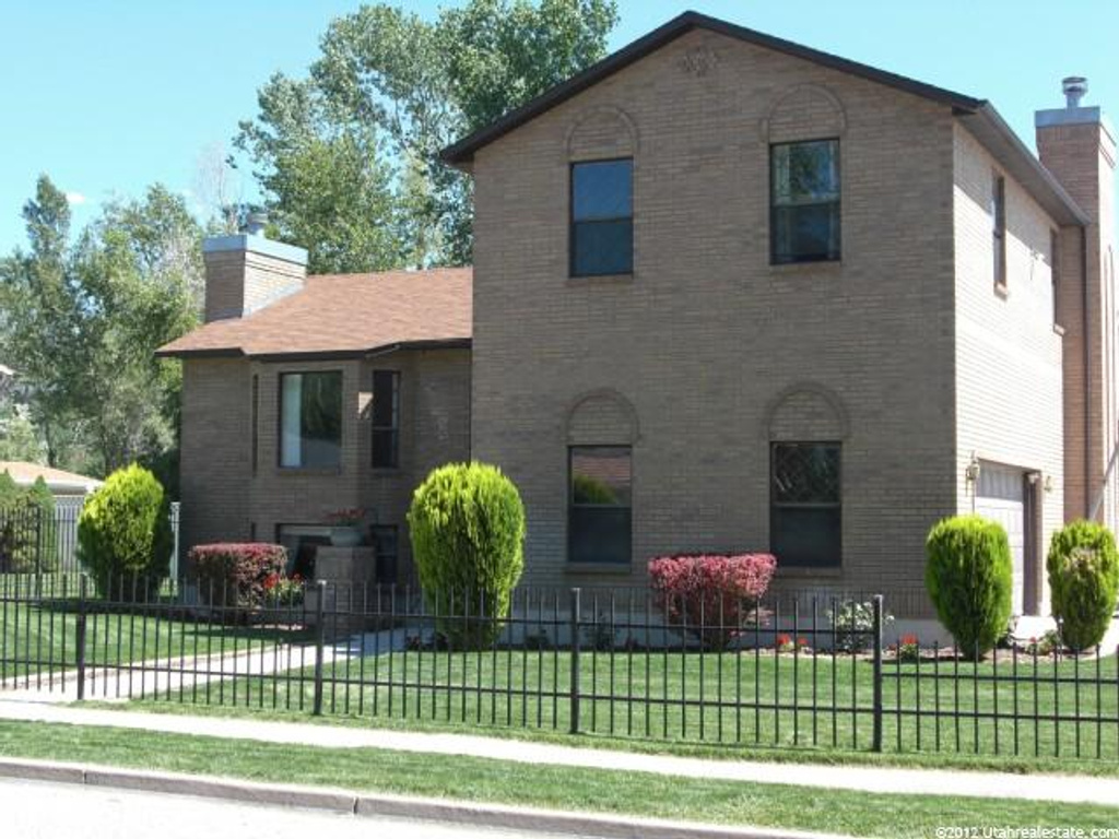 643 W 4300 S, Riverdale, UT 84405