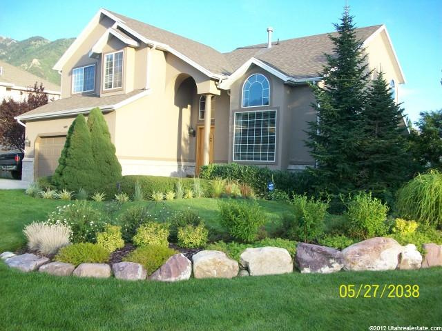1802 E Gracey Ln, Sandy, UT 84092