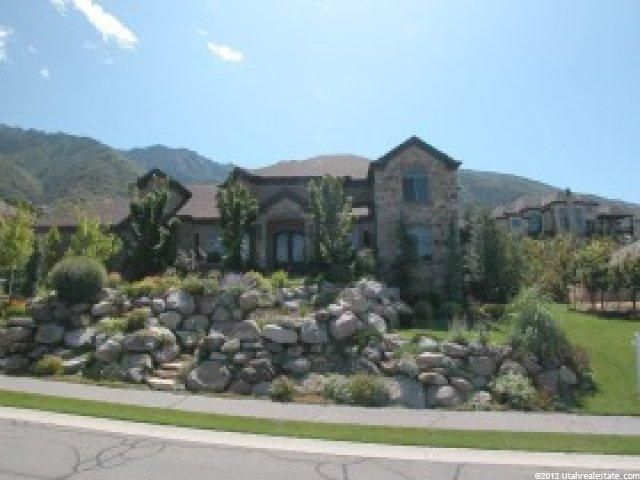 41 E Lone Hollow Dr, Sandy, UT 84092
