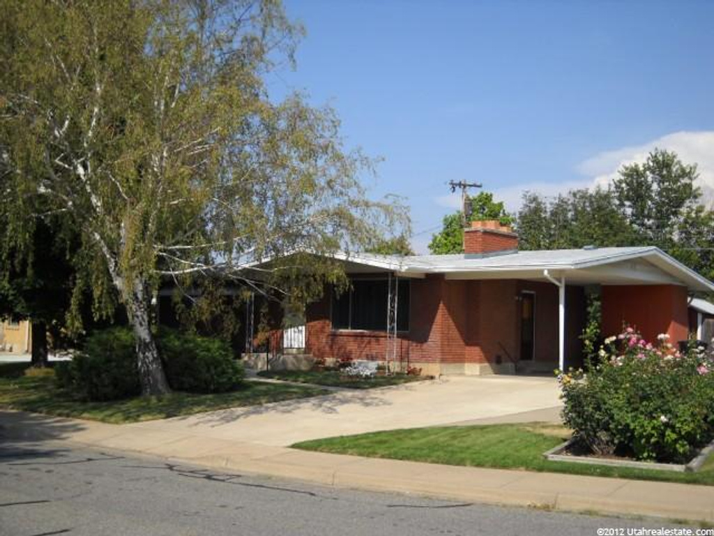2038 N 400 W, Sunset, UT 84015
