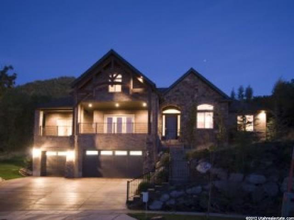 232 E Summer Meadow Cir, Bountiful, UT 84010