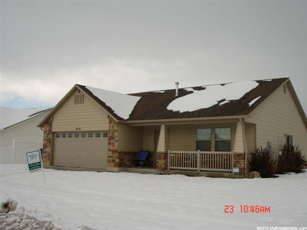 452 W Adobe Mill Ln N, Ogden, UT 84404