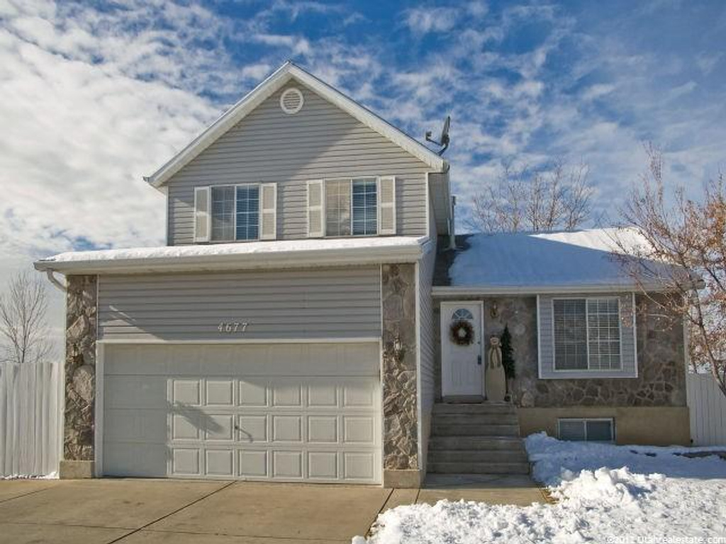 4677 S 2900 W, Roy, UT 84067