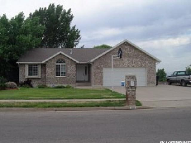 1129 E 3300 N, North Ogden, UT 84414