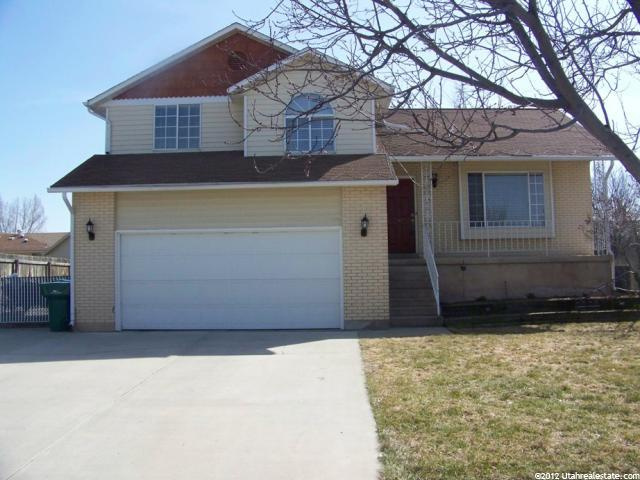 2979 W 4275 S, Roy, UT 84067