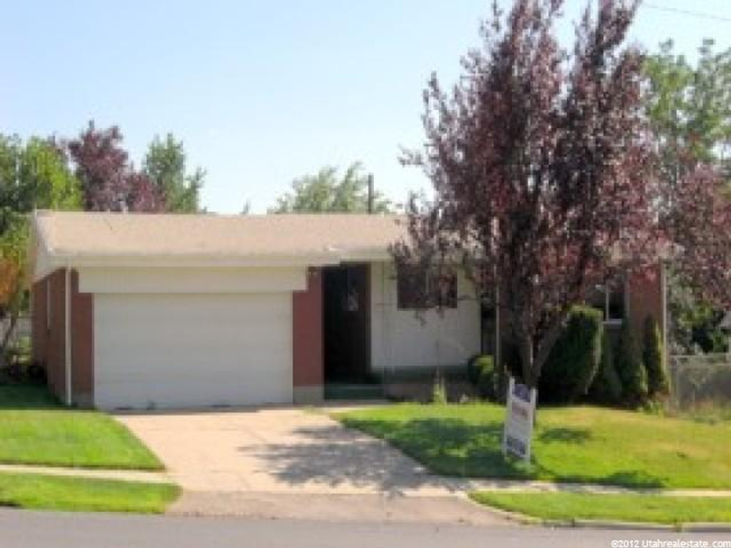 690 E Center St, Bountiful, UT 84010