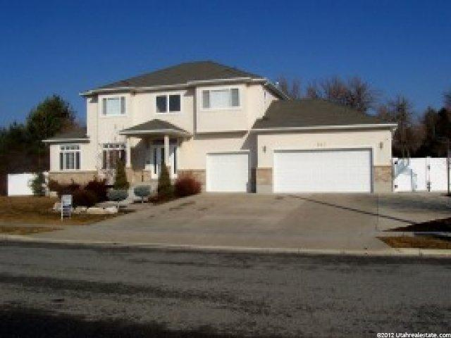 557 E Warm Spring Dr, Kaysville, UT 84037