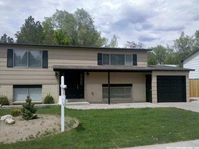 611 E Pali St, Sandy, UT 84070