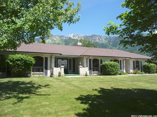 24 Rollingwood Ln, Sandy, UT 84092