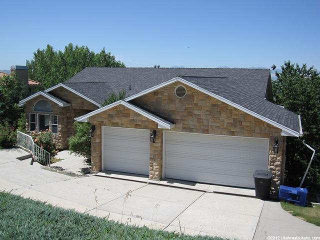 6392 S Crest Mount Cir, Holladay, UT 84121