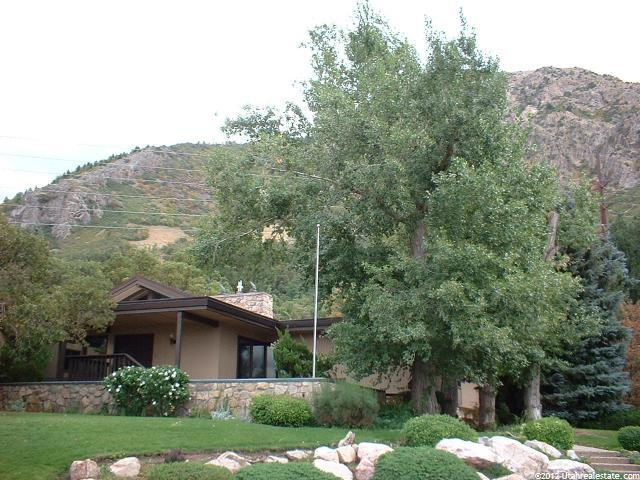 2792 S Foothill Dr E, Ogden, UT 84401