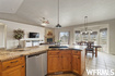 Photo 2 for 392 N Wrathall Cir
