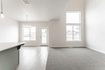 Photo 3 for 1536 W Skyline Dr #583