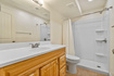 Photo 4 for 5446 W Woodcroft Ln
